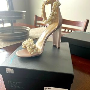 Betsey Johnson Heels Blush W/Pearls & Rhinestones Size 6
